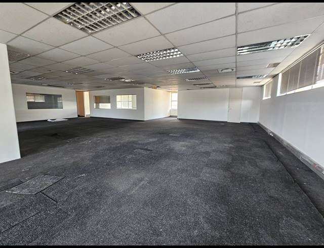 6,561M² WAREHOUSE TO LET IN HUGHES